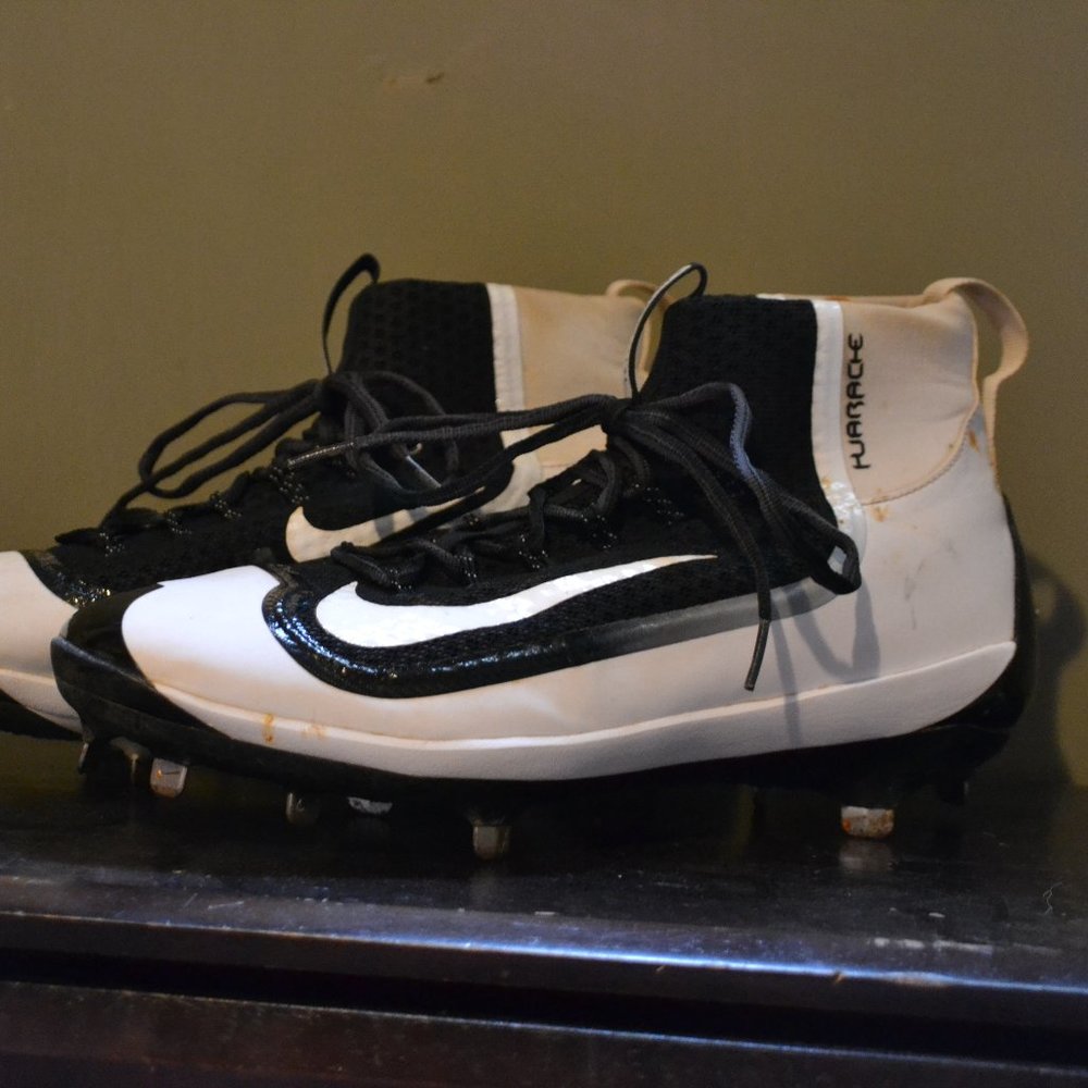 Nike Metal Cleat
